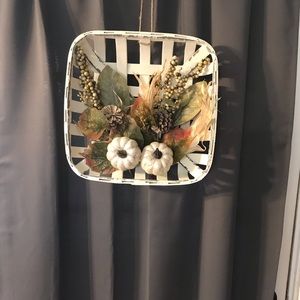 Decor wreaths